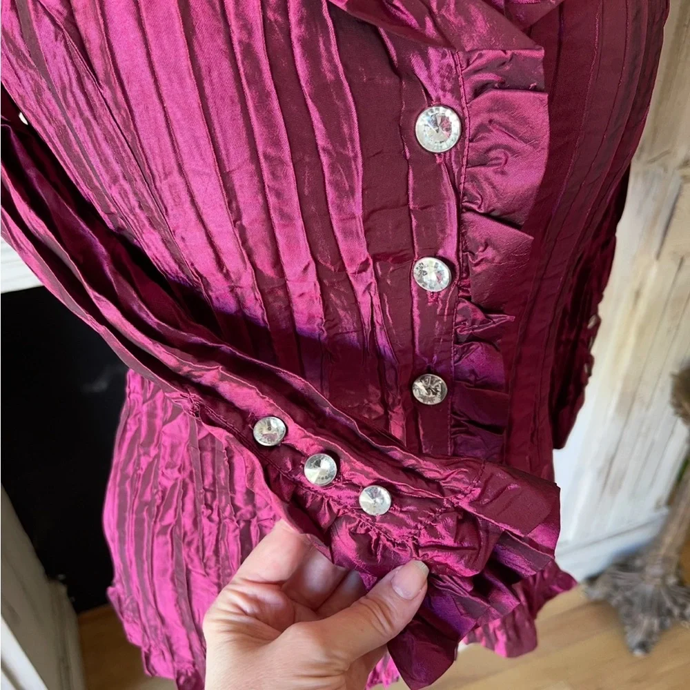 PIANO Maroon Iridescent Crinkle Blouse w/ Crystal Buttons Shawl Collar E… - Picture 5 of 12